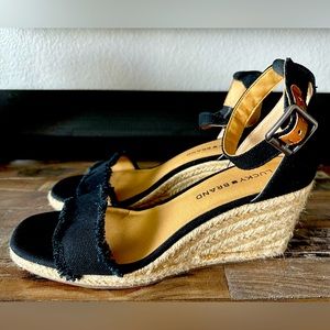 Lucky Wedge sandals